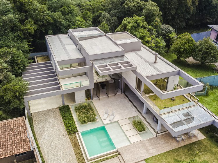 JRZ modern villa in Brazil