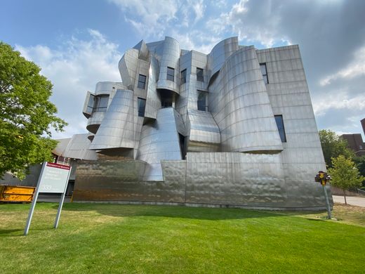 Frederic Weizmann Museum of Modern Art