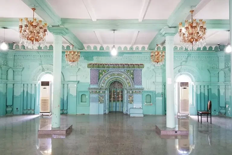 مسجد رنگونی ها آبادان