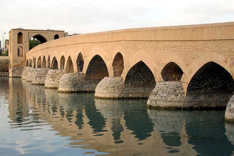پل شهرستان اصفهان