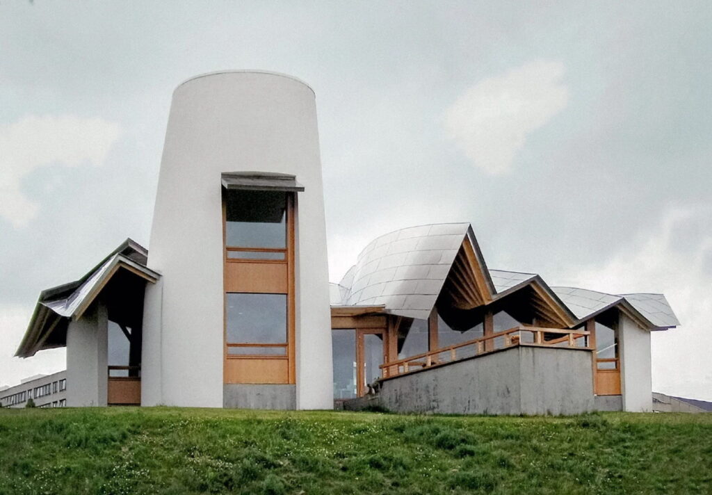 مرکز مگی
Maggie’s Dundee in Scotland
