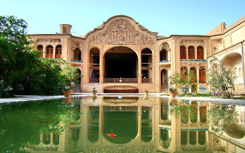 خانه ی بروجردی ها کاشان - معماری اقلیم گرم و خشک