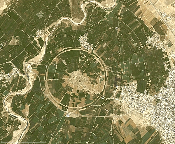 نمای هوایی شهر باستانی دارابگرد؛ نخستین شهر دایره‌ای جهان و اثر تاریخی دوره ساسانی